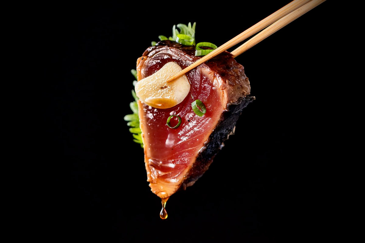 かつおのたたき 高知県産 ”燻香IBUSHIGA”藁焼き鰹たたきセット 約 2人前（1節・300