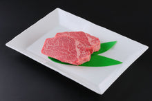 画像をギャラリービューアに読み込む, 日本最古のブランド和牛『認証 近江牛ステーキ』 繊細な肉質と圧倒的に低い脂肪の融点がもたらす至高の味わい