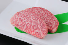 画像をギャラリービューアに読み込む, 日本最古のブランド和牛『認証 近江牛ステーキ』 繊細な肉質と圧倒的に低い脂肪の融点がもたらす至高の味わい