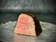 画像をギャラリービューアに読み込む, 幻の黒毛和牛・葉山牛『ローストビーフ』【冷蔵】年間わずか200頭しか出荷されない超希少な黒毛和牛のローストビーフを葉山町から直送【15セット限定】