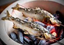 画像をギャラリービューアに読み込む, <10/16お届け迄>希少な子持ちも選べる「紀伊和歌山・鮎」天然を超える味わいを厳選産直【期間限定】