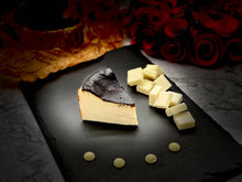 画像をギャラリービューアに読み込む, とろける『ホワイトチョコ・バスクチーズケーキ 』3月限定で人気のホワイトバスクが再登場!