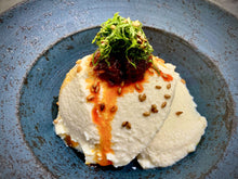 画像をギャラリービューアに読み込む, ミシュラン3つ星店も使う『京おぼろ豆富』〜 京都・職人が作る、出来立ての豆富の味わい