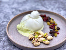 画像をギャラリービューアに読み込む, マロングラッセを包んだ「栗のブッラータ」が期間限定で登場! 工房から作りたてを限定出荷【秋限定3種セットも】