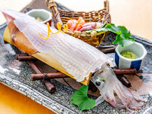 画像をギャラリービューアに読み込む, 活きたまま届く『伝説のイカ』漁師が一匹ずつ釣り上げた活ヤリイカ/ケンサキイカを日本海より直送