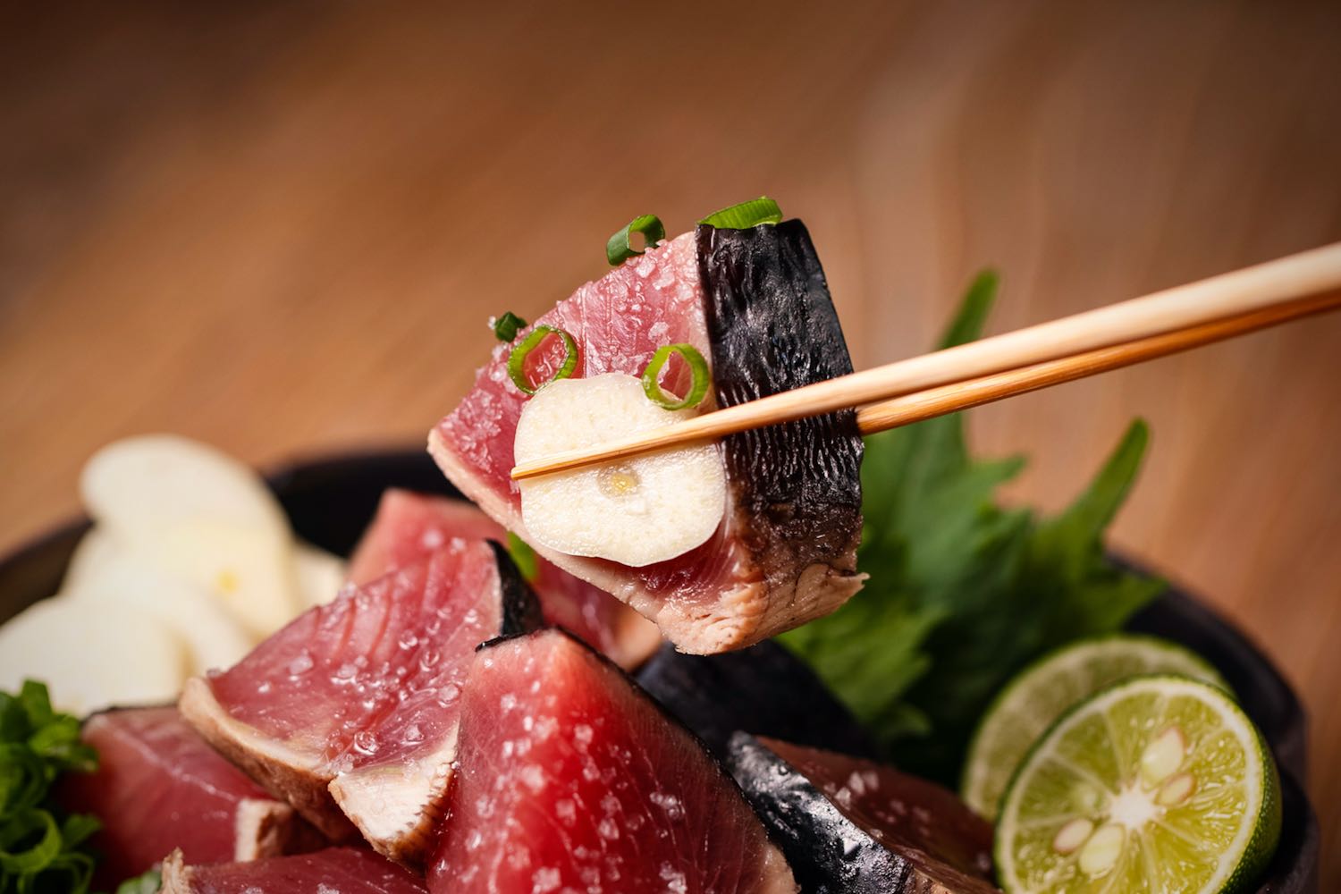 カツオのたたき 4月~6月配送限定 日戻りかつおのたたき 藁焼き 初鰹（2～3節 約