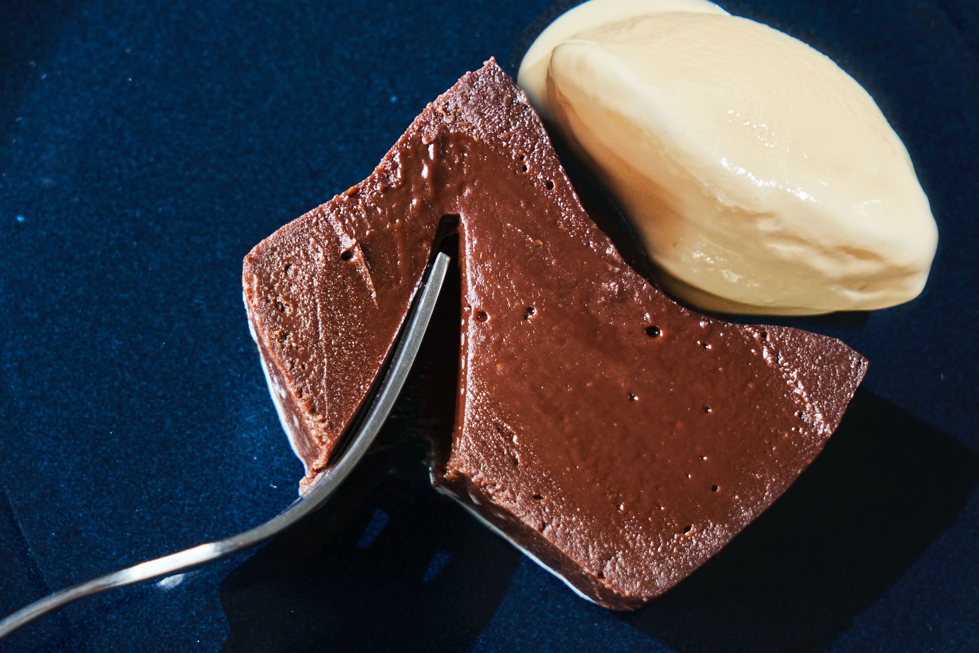 グルテンフリー『ガトーショコラ』ミシュラン2つ星シェフも唸る