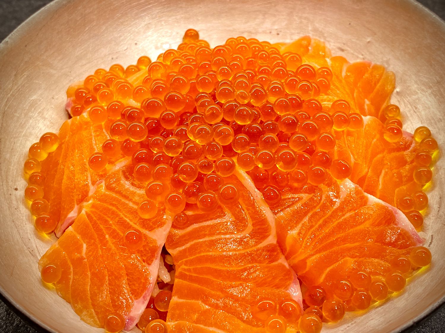 いくら醤油漬け  お風呂 いくら 醤油漬（鱒卵）150g×4P入（600g） お正月 人気 魚卵 高級