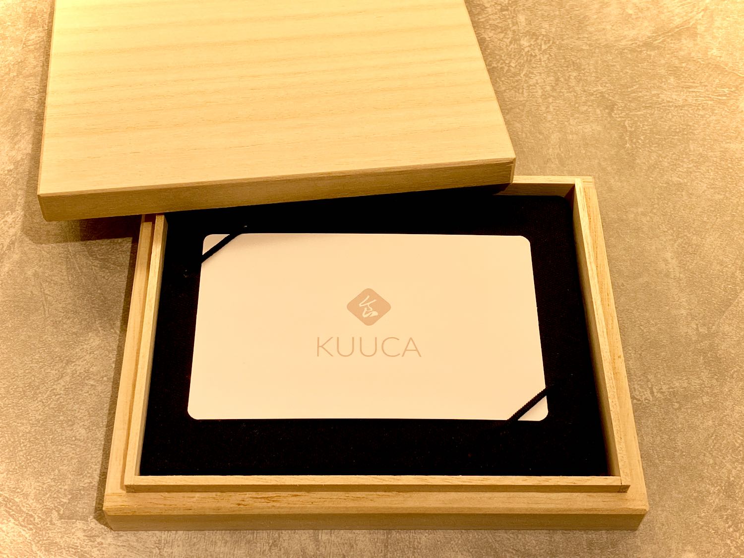 クウガ　まとめ売り　E.F.G.D KUUCAギフトカード【桐箱入り】 最高の食と感動を大切なあの人へ