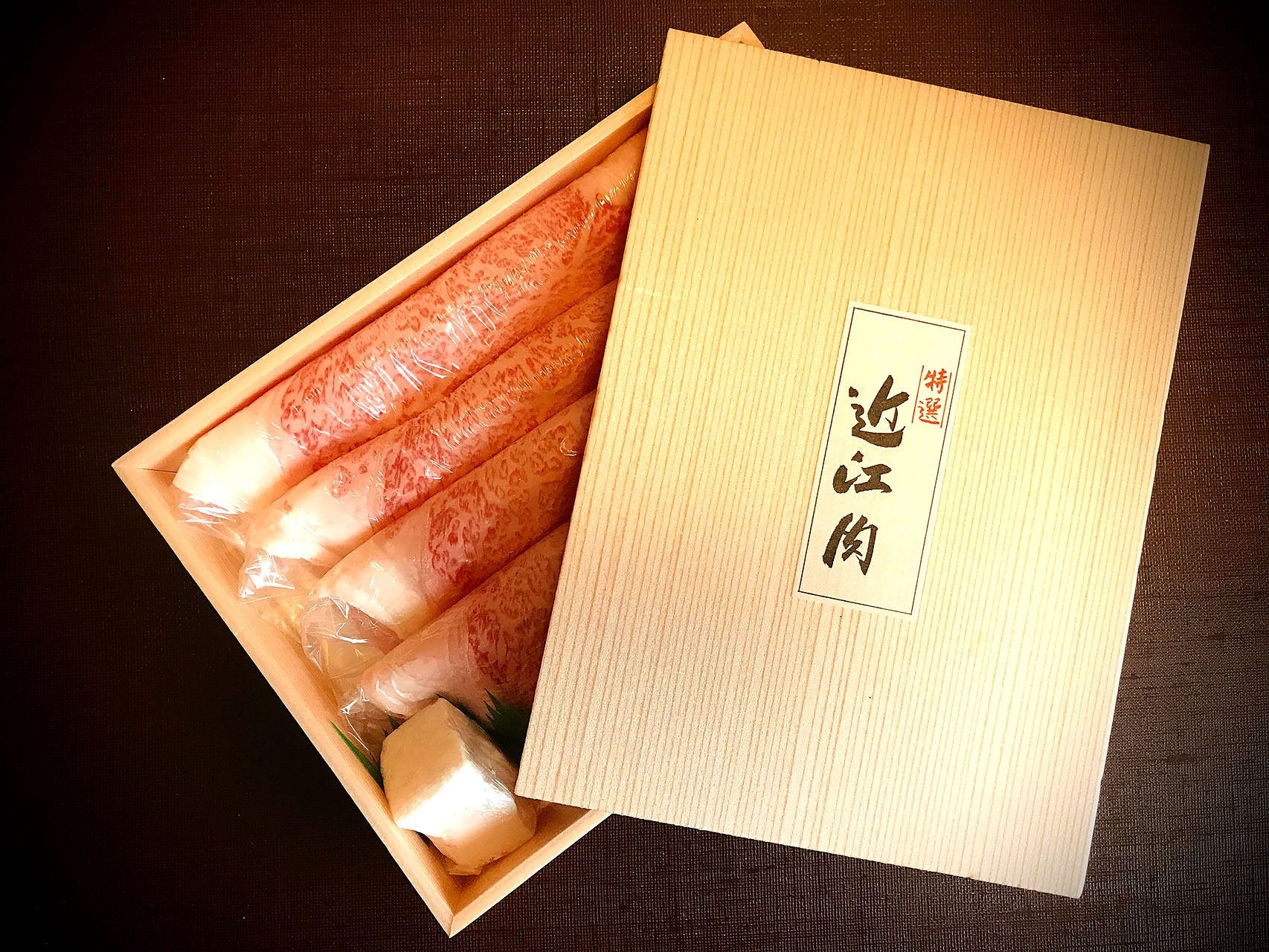 認証「近江牛」すき焼きセット・特別な牛肉を特別な割り下でいただく老舗旅館の味